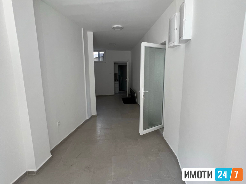 DELOVEN PROSTOR VO CENTAR