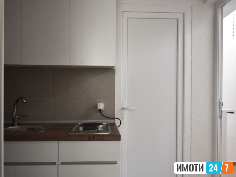 DELOVEN PROSTOR VO CENTAR