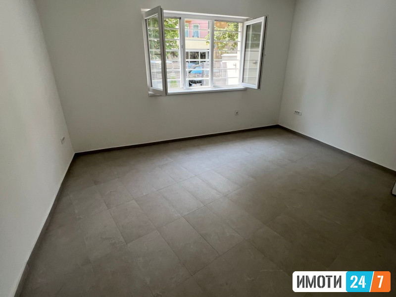 DELOVEN PROSTOR VO CENTAR