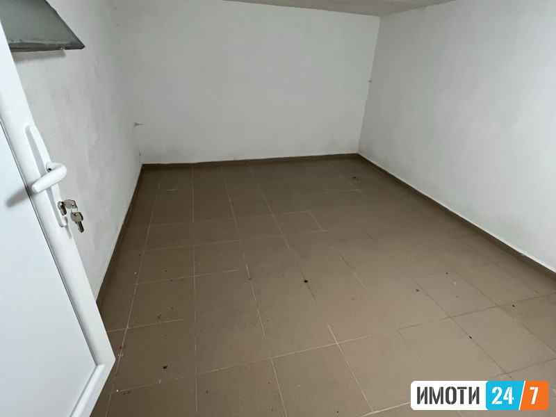 DELOVEN PROSTOR VO CENTAR