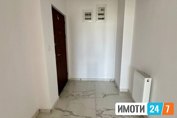 Се продава стан 110m2 - Kosmos