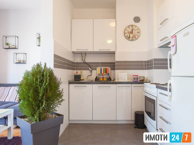 Komplet namesten dvosoben stan 39 m2 vo Debar Maalo