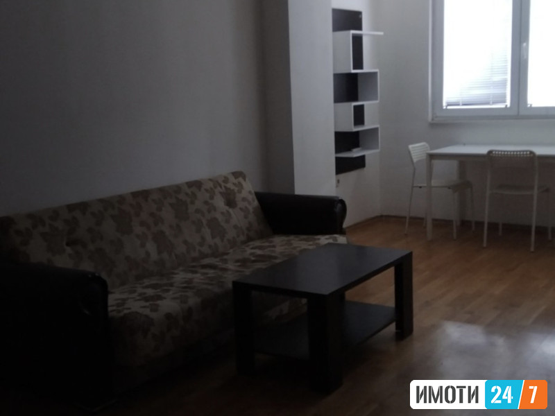 Продаваме 2 собен стан во ѓорче петров