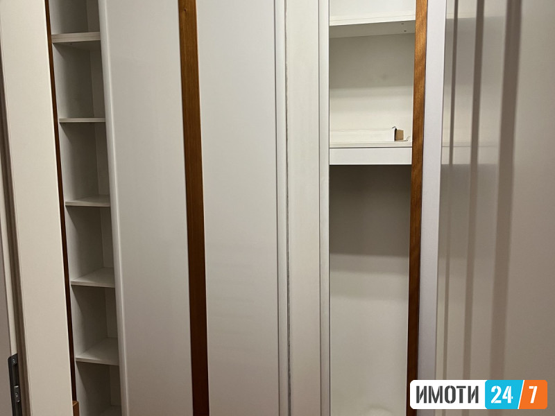 NOV DVOSOBEN STAN KAJ EKVILIBRUM