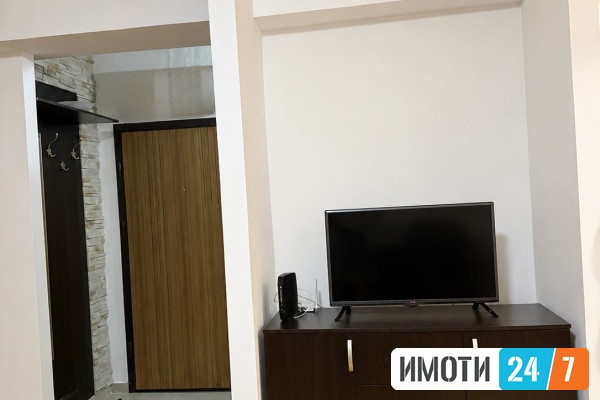 СЕ ИЗДАВА СТАН ВО ЦЕНТАР – УЛ 11 ОКТОМВРИ