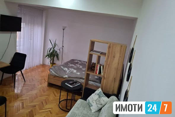 СЕ ПРОДАВА Реновирана гарсоњера во Аеродром ТЦ Скопјанка