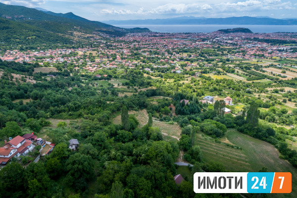  Имот од соништата под Галичица со панорама на Охридското Езеро