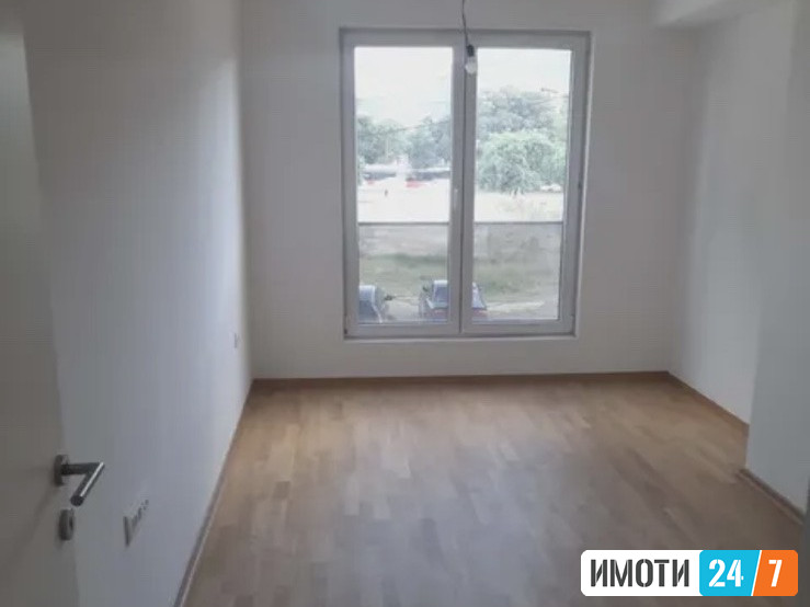 PRAZEN TROSOBEN STAN VO CENTARMADZIR MAALO