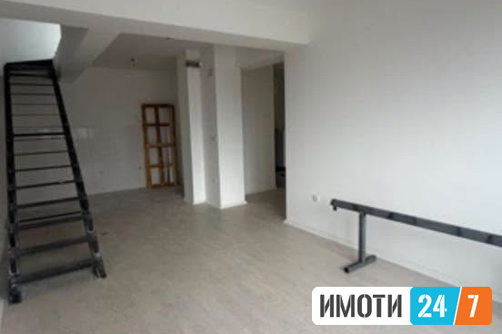 Се продава ексклузивен стан со приватна rooftop тераса
