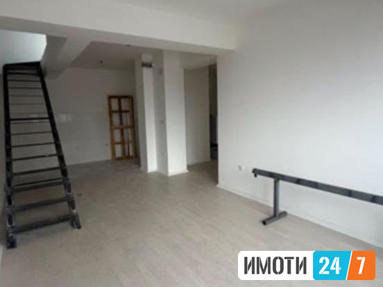Се продава ексклузивен стан со приватна rooftop тераса