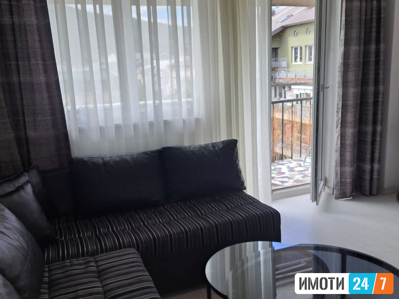 Moderen svetol stan vo Centar Debar Maalo do Gradski Park