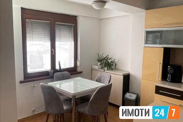 Се продава стан во Центар 