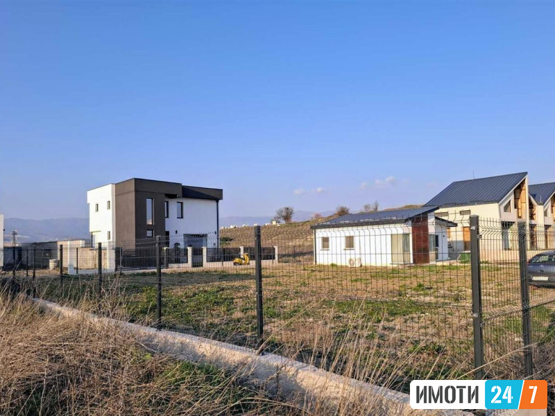Се продава градежен плац во Бардовци