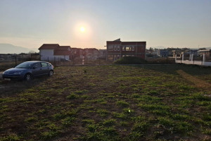 Се продава градежен плац во Бардовци