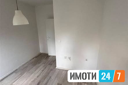 Се продава двособен 43м2 стан