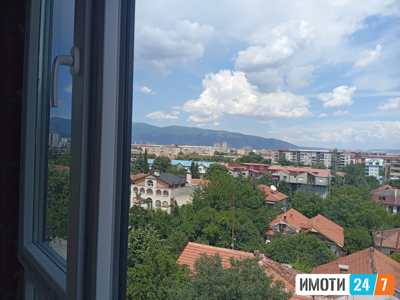 Продавам стан