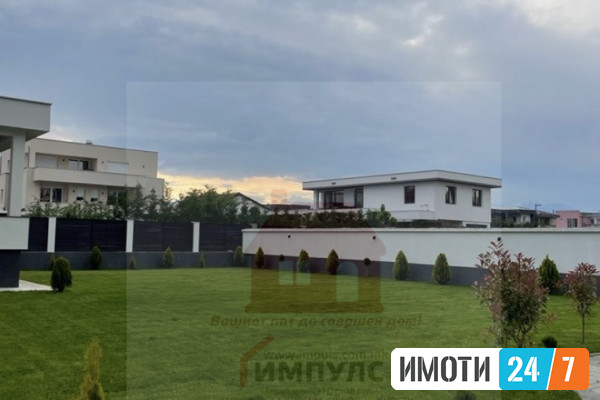 SAMOSTOJNA KUKJA VO BARDOVCI