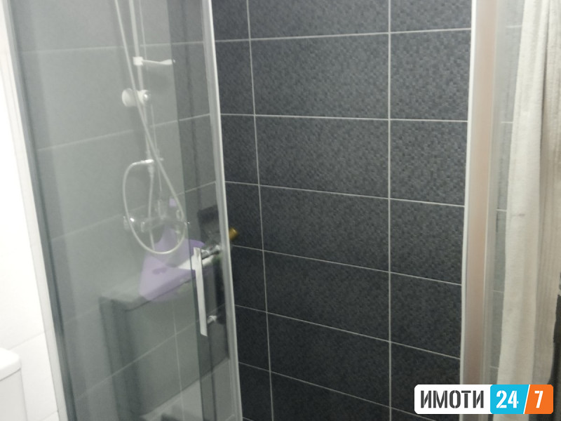 UDOBEN DVOSOBEN STAN VO KARPOSH