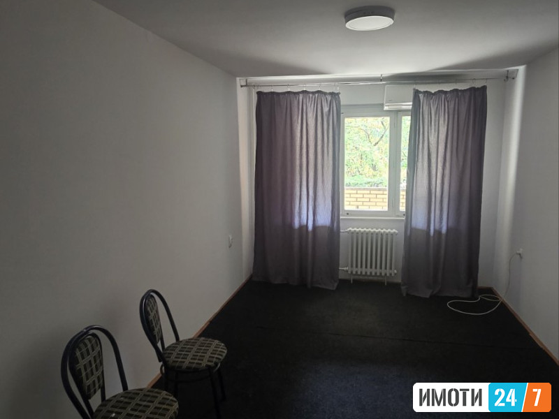 Izdavam nenamesten stqn vo Karpos4
