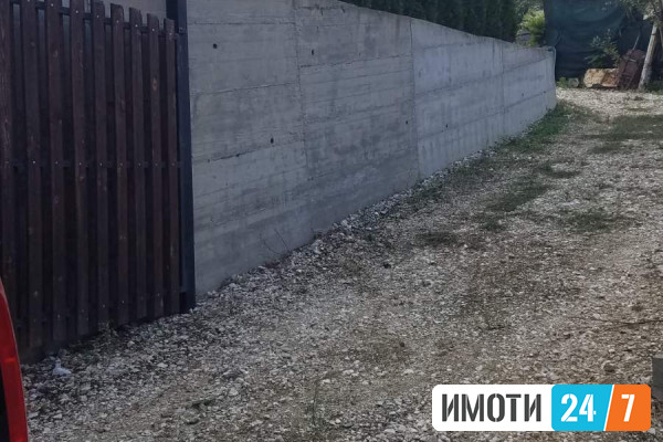 Plac na Dolno Vodno