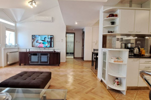 Se prodava luksuzno namesten stan -Duplex vo KVoda-Rampa