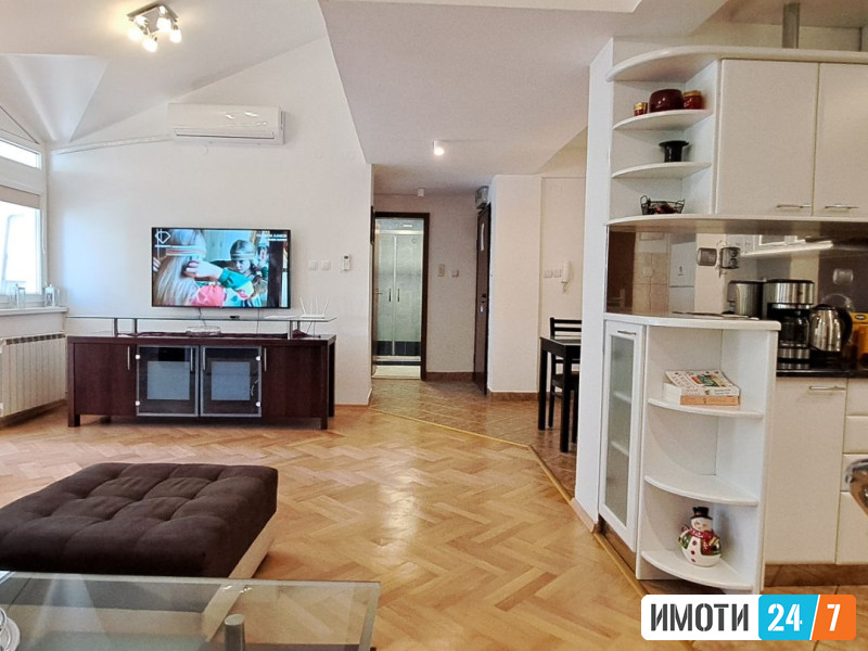 Se prodava luksuzno namesten stan -Duplex vo KVoda-Rampa