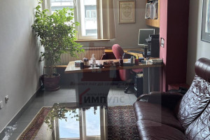 SE PRODAVA DELOVEN PROSTOR VO CENTAR