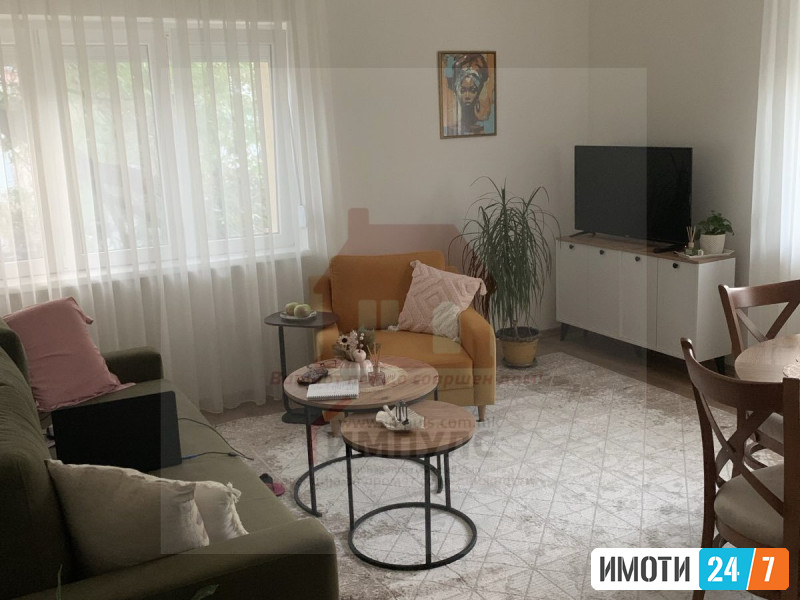 UDOBEN TROSOBEN STAN VO DEBAR MAALO
