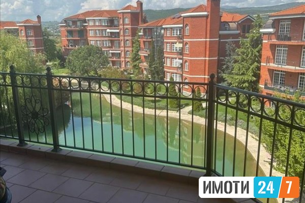 Се продава стан во луксузен комплекс Верино