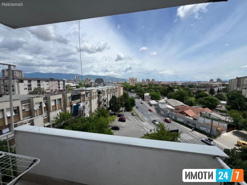 Се продава Стан во  нас Центар-Карпош