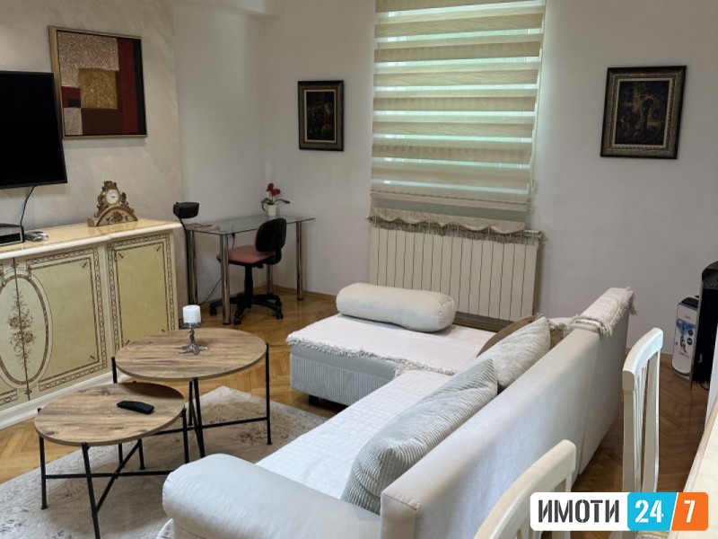 Се издава Стан во  нас Центар-Карпош