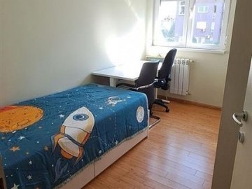 Урбан Лајф издава стан во Ново Лисиче со 2 подземни паркинг места