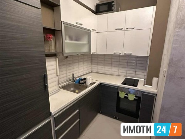 Урбан Лајф издава стан во Дебар Маало на 3 минути до Силбо