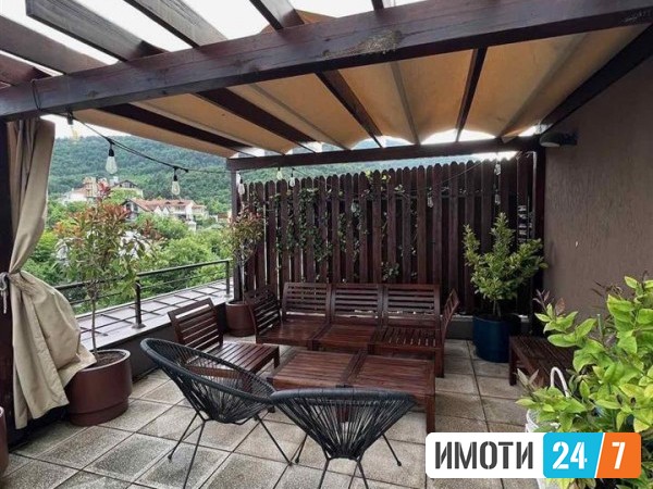 Урбан Лајф издава стан на водно со приватен руфтоп