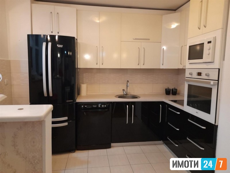 Урбан Лајф издава стан во Центар спроти Дајмонд