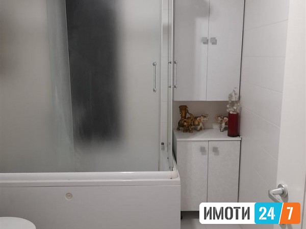 Урбан Лајф издава стан во Центар спроти Дајмонд