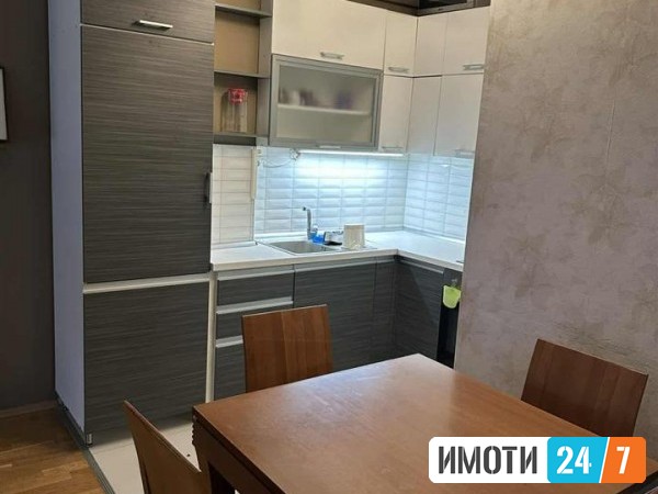 Урбан Лајф издава стан во Дебар Маало на 3 минути до Силбо