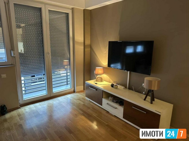 Урбан Лајф издава стан во Дебар Маало на 3 минути до Силбо