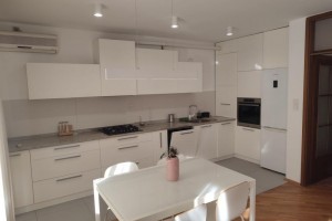 Урбан Лајф издава луксузно наместен стан во Центар