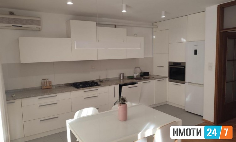 Урбан Лајф издава луксузно наместен стан во Центар