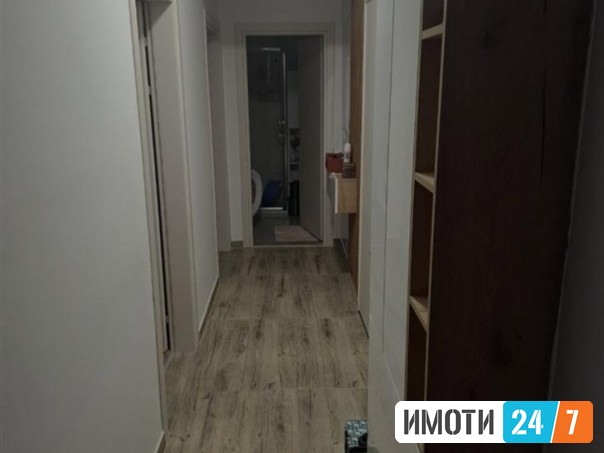 Урбан Лајф издава стан во дебар маало кај силбо