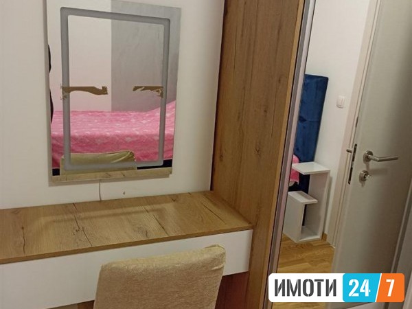 Урбан Лајф издава стан во дебар маало кај силбо