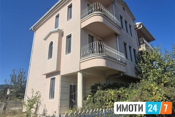 Урбан Лајф продава куќа во Волково