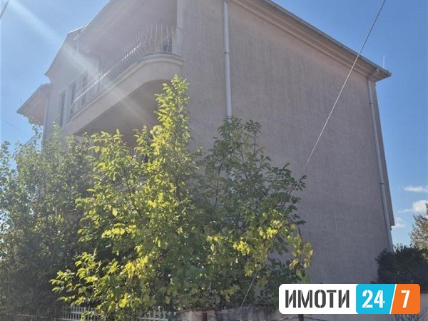 Урбан Лајф продава куќа во Волково