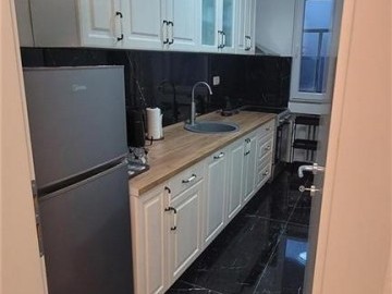 Урбан Лајф издава стан во Капиштец