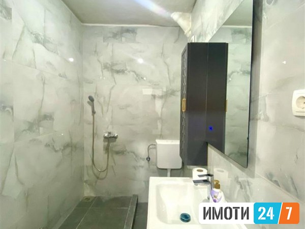 Урбан Лајф издава деловен простор во строг Центар