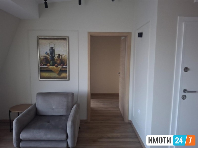 Урбан Лјф издава стан во Козле