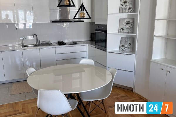 Урбан Лајф издава стан во Дебар Маало