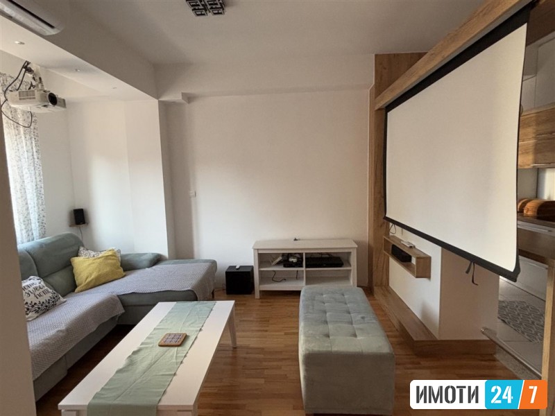 Урбан Лајф издава луксузен стан во Центар со Паркинг место