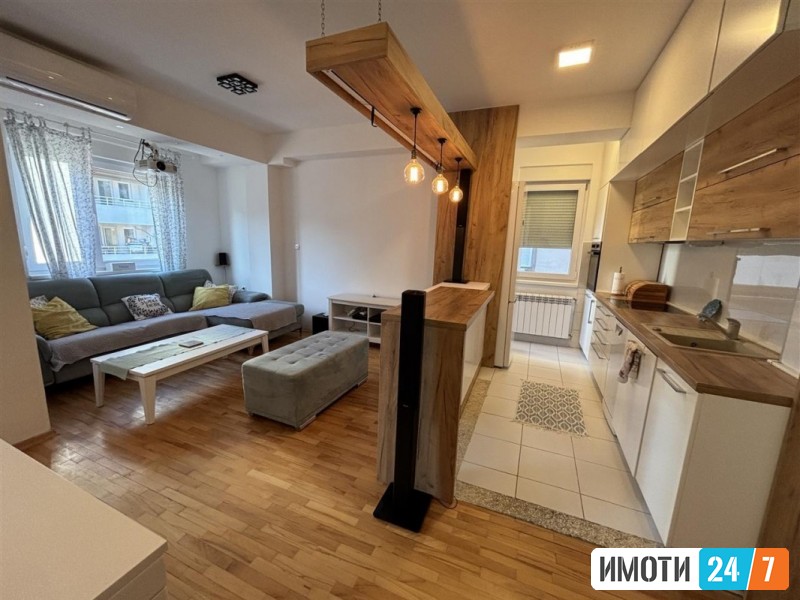 Урбан Лајф издава луксузен стан во Центар со Паркинг место